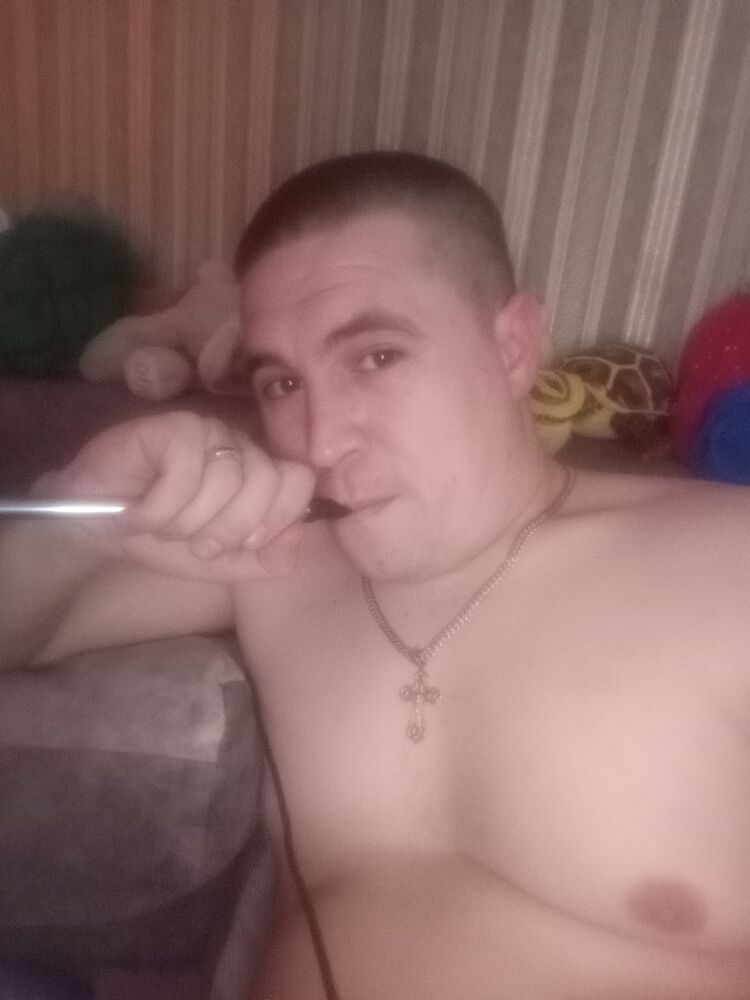  40617523  , 33 ,    