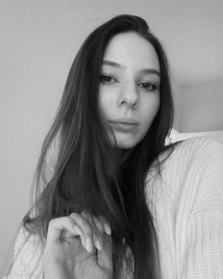  48848283  , 24 ,    