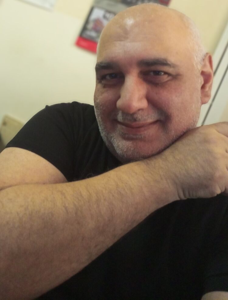  --,   Maximelyan, 54 ,   ,   , c 