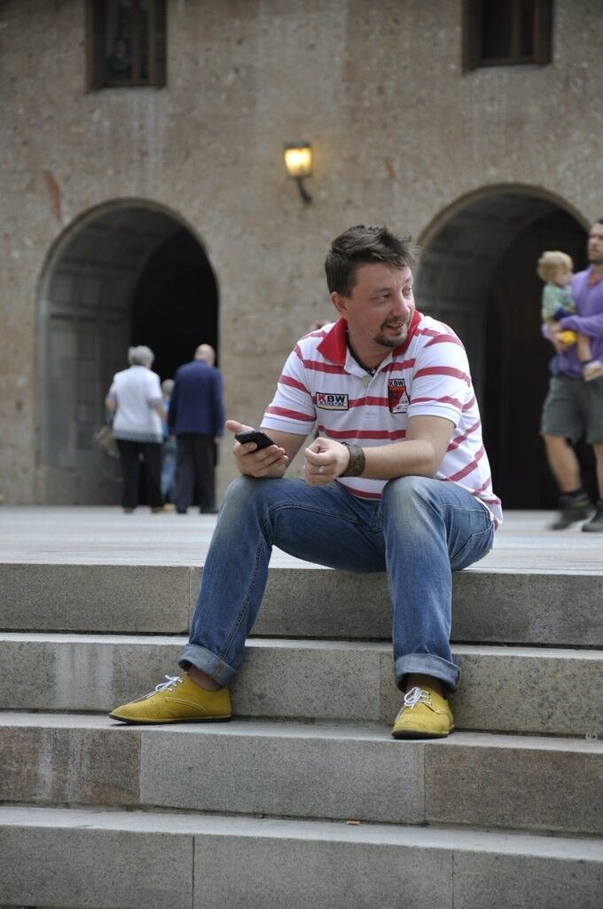  ,   Gugo, 49 ,   ,   , c 