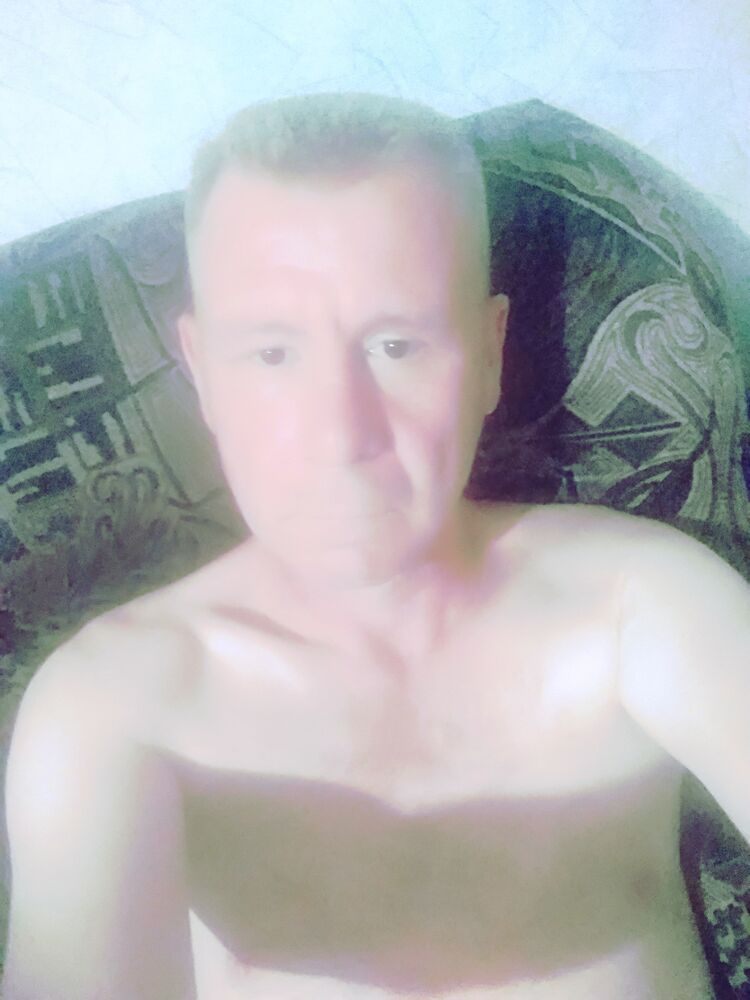  28068323  , 51 ,    
