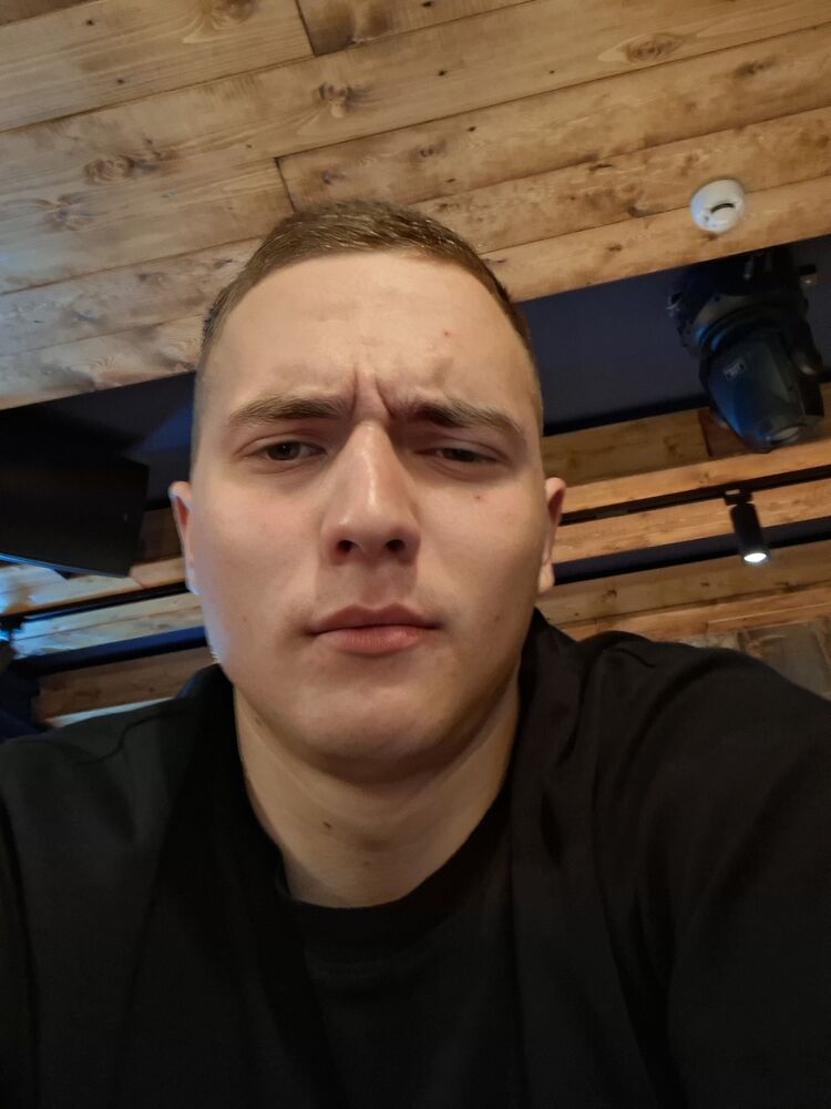 52858223  , 21 ,    