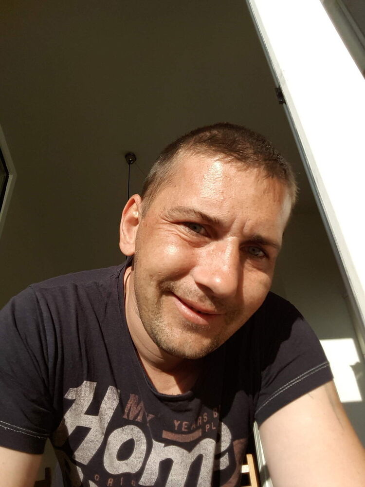  9509823  , 41 ,    