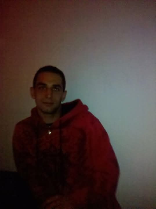  51521363  Frank, 42 ,    Broadview