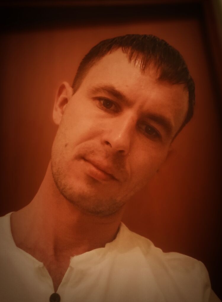  31240493  , 34 ,    