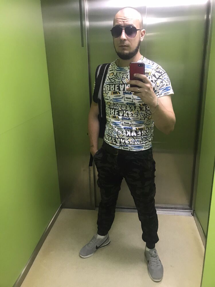  45908563  , 32 ,    