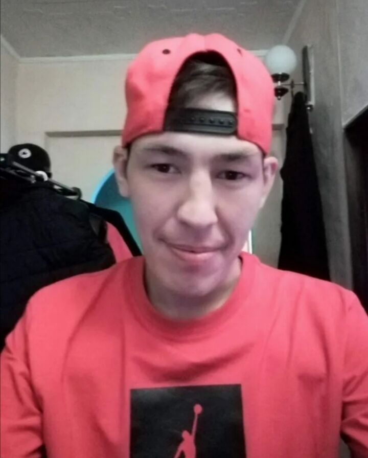  48735533  , 40 ,    
