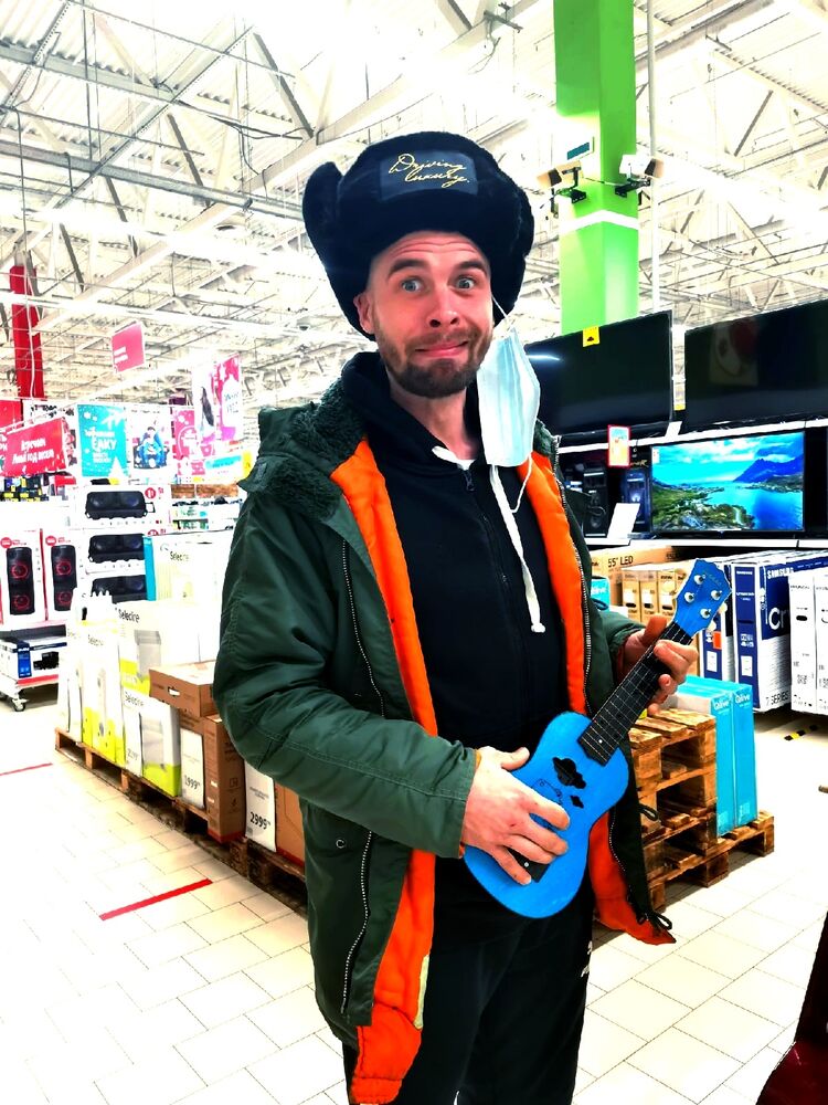 ,   Alexander, 33 ,   ,   