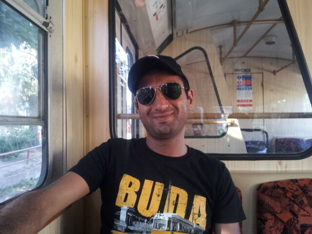  54174923  Mammad, 43 ,    