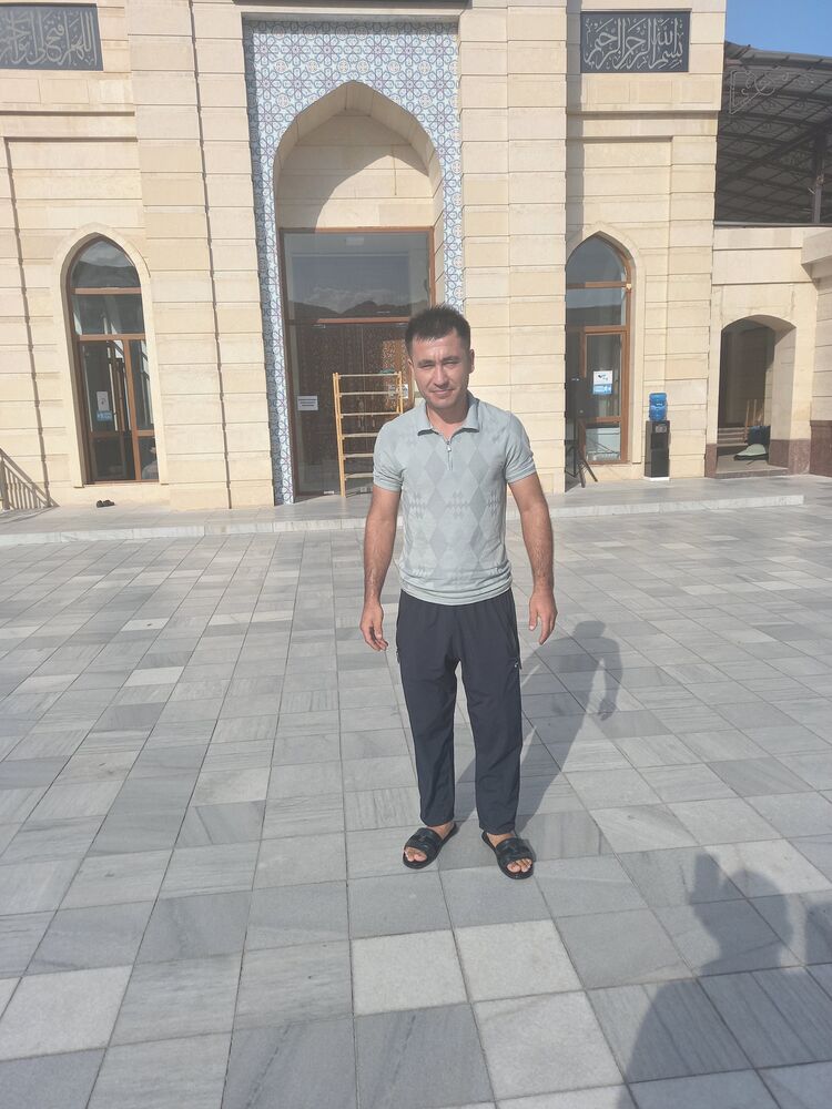  ,   Ahmad, 32 ,   ,   