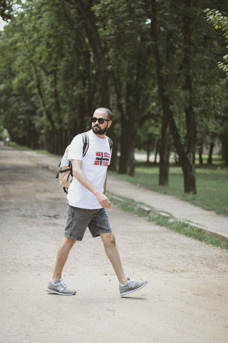  27796243  Amri, 32 ,    