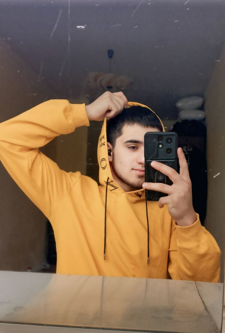  48581383  , 18 ,    
