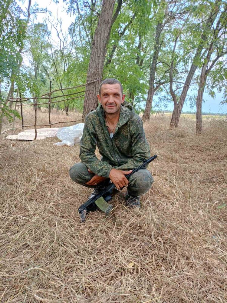  44665033  Saha, 42 ,    