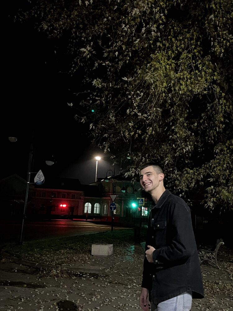 ���������� ���������, ���� ����� Emil, 22 ����, ������������ ��� ������, ����� � ���������, c�������� ���������