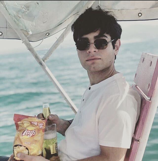  36704203  SyanS, 25 ,    