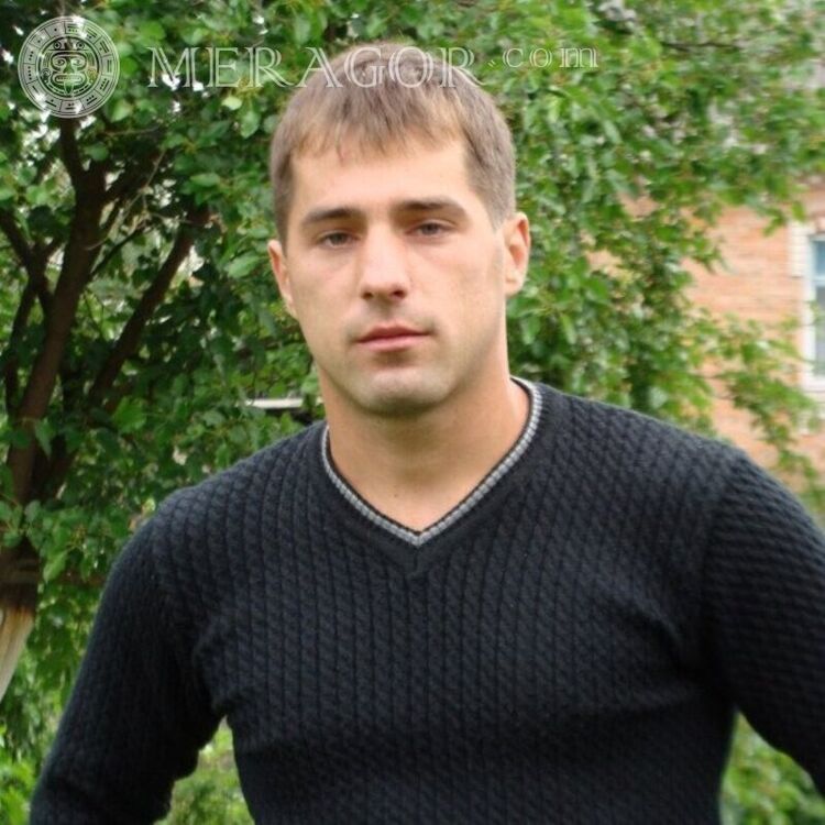  ,   Serjik, 38 ,  