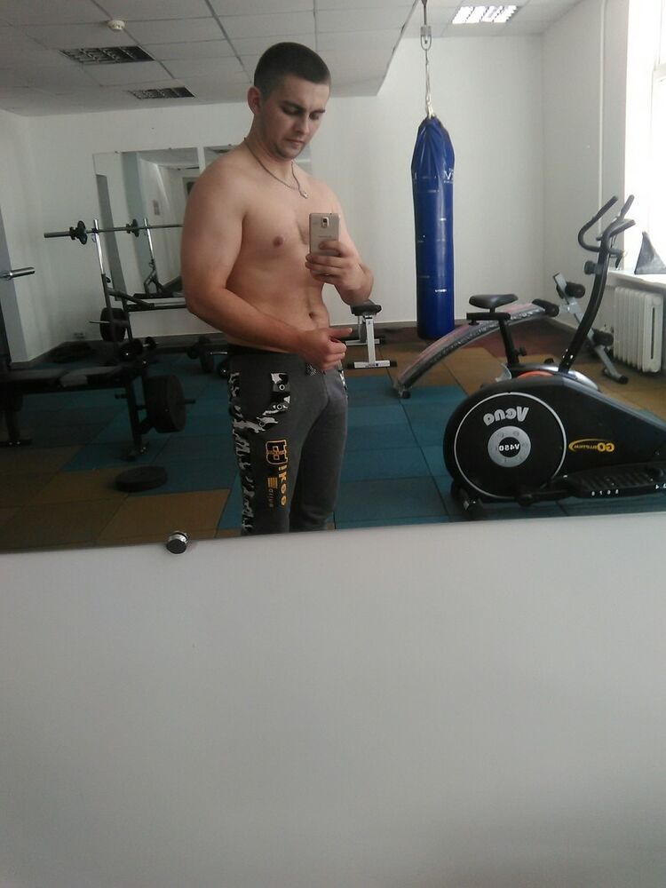  13343583  Igor, 30 ,    
