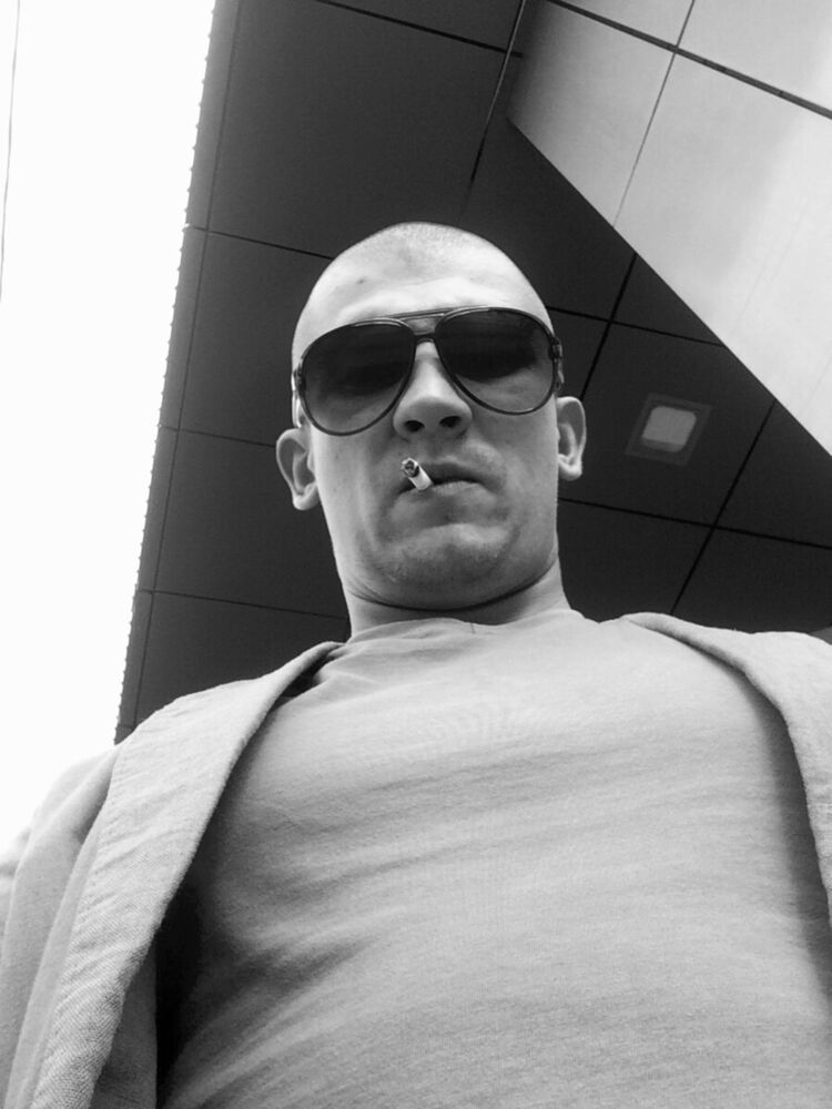  ,   Max, 38 ,   