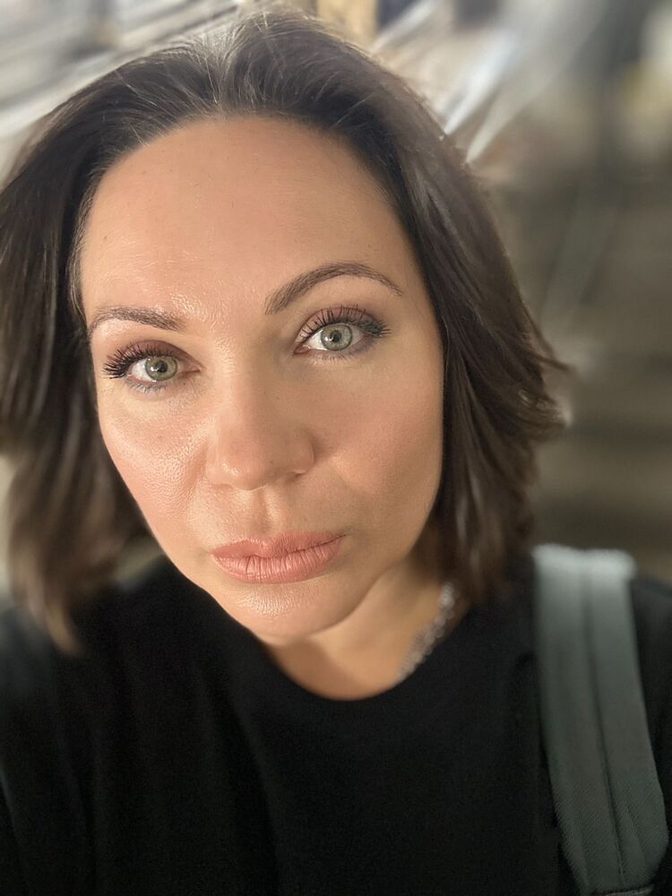  ,   Nat, 46 ,   c 