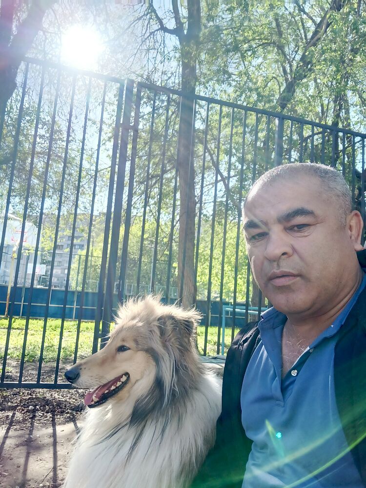  44143633  Samir, 48 ,    