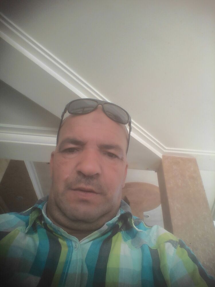  21138983  Khelifi, 51 ,    