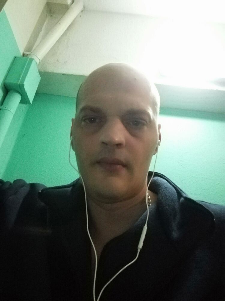  23782493  , 44 ,    