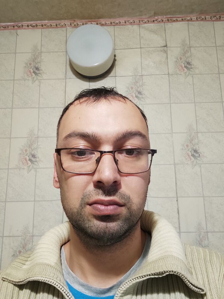  40002383  , 37 ,    