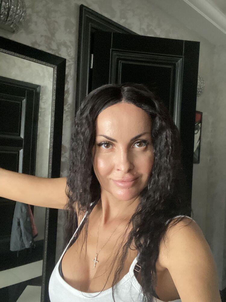  54731663  Sofia, 40 ,    