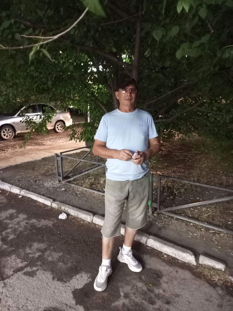  ,   Aleksei, 48 ,   ,   