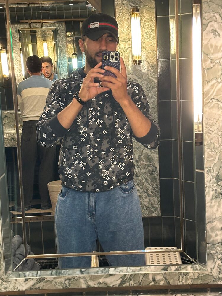  52564143  , 21 ,    