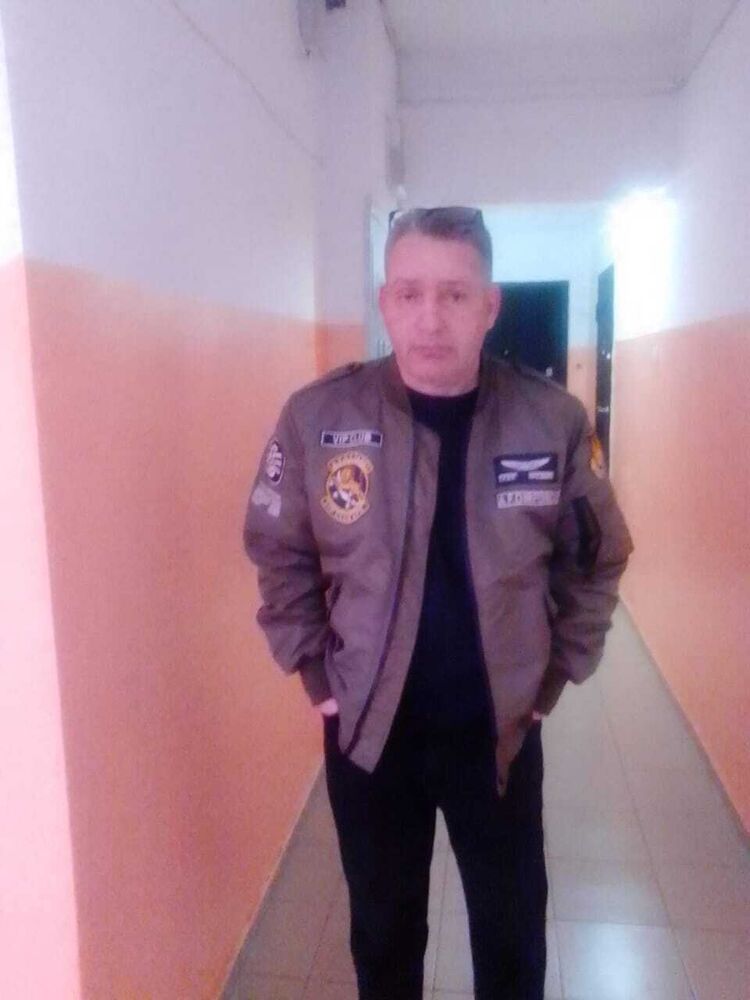  43162613  , 56 ,    
