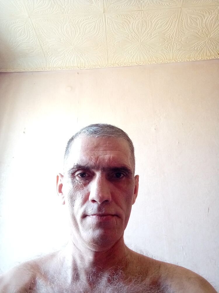  40303393  , 45 ,    