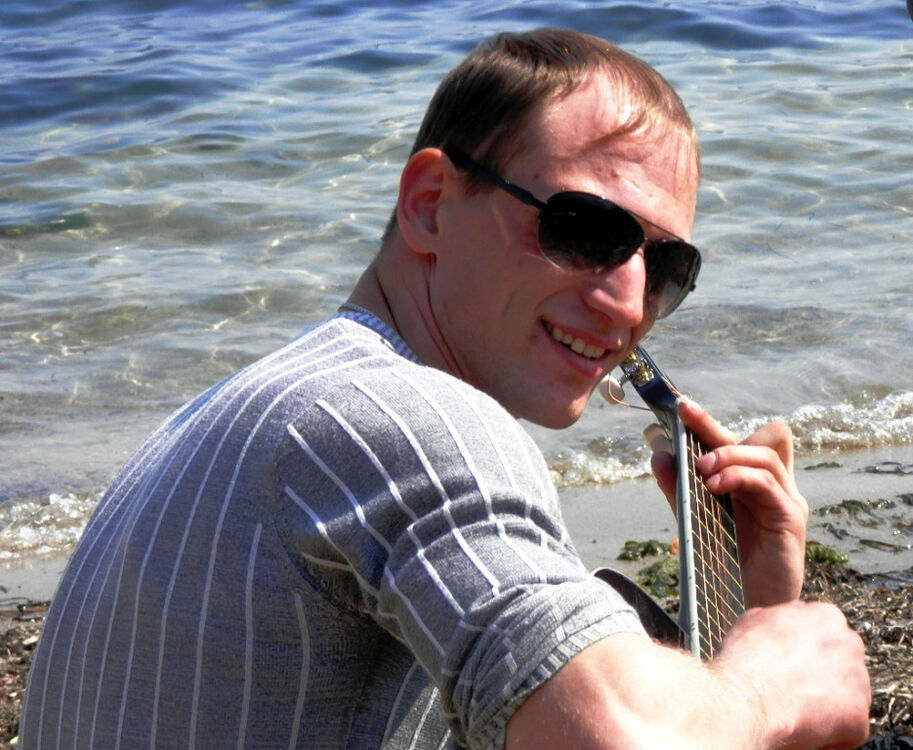  18366483  Gooblacccccc, 28 ,    