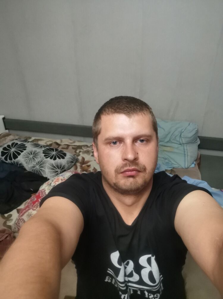  44408273  , 34 ,    