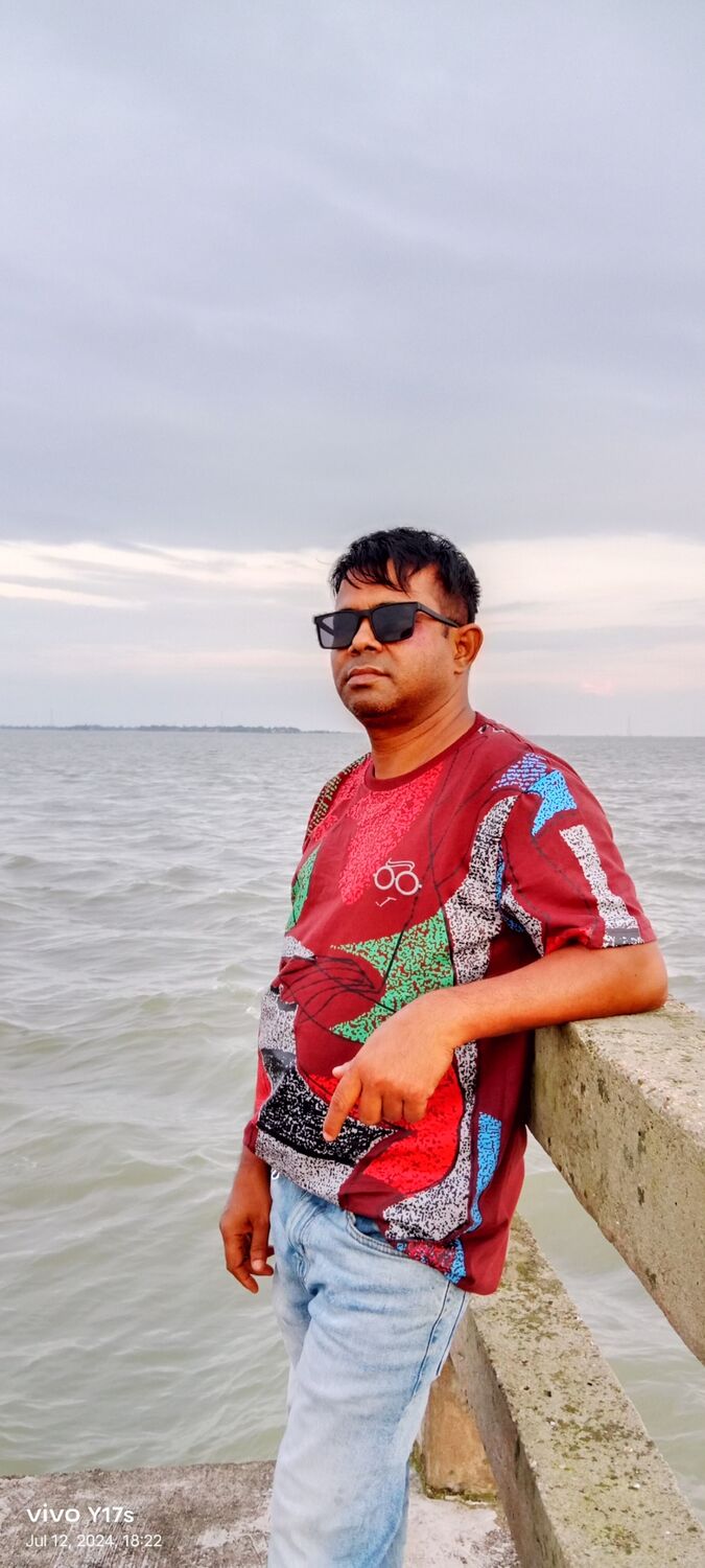  49441923  Farhid, 35 ,    Dhaka