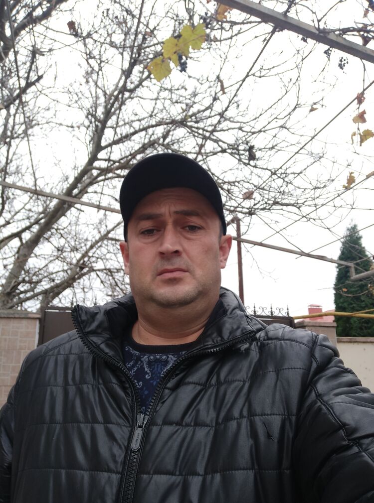 49343903  Enwer, 42 ,    