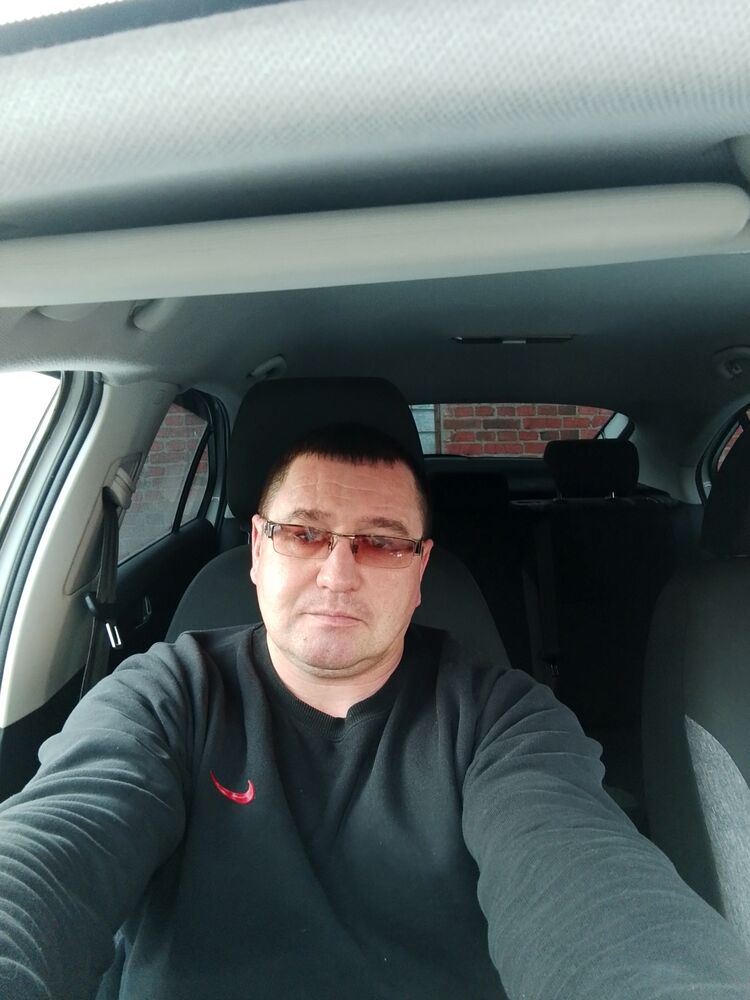  ,   Nikolas, 40 ,     , c 