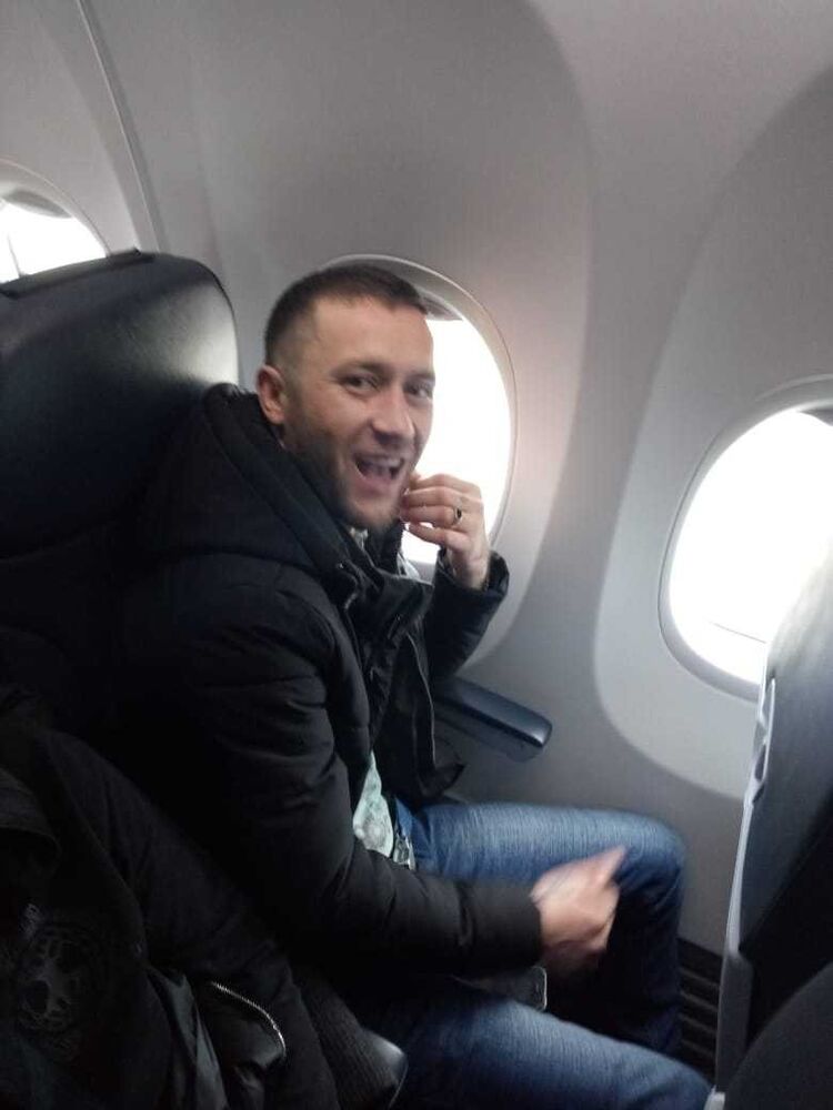  17646823  Riaz, 37 ,    -