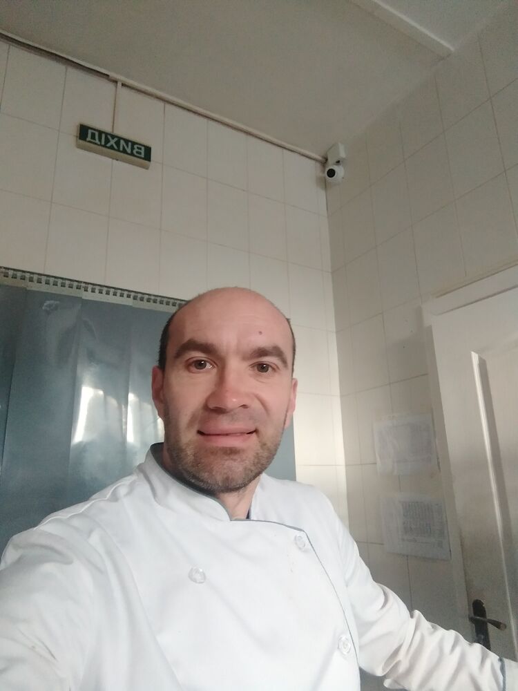  27898553  , 44 ,    