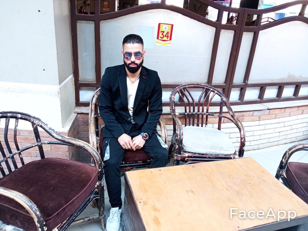  24469663  Mahmoud, 30 ,    