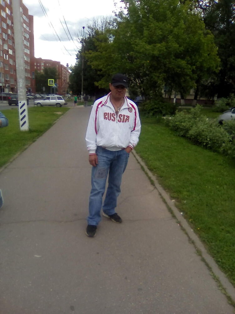  25879243  Sergey, 54 ,    