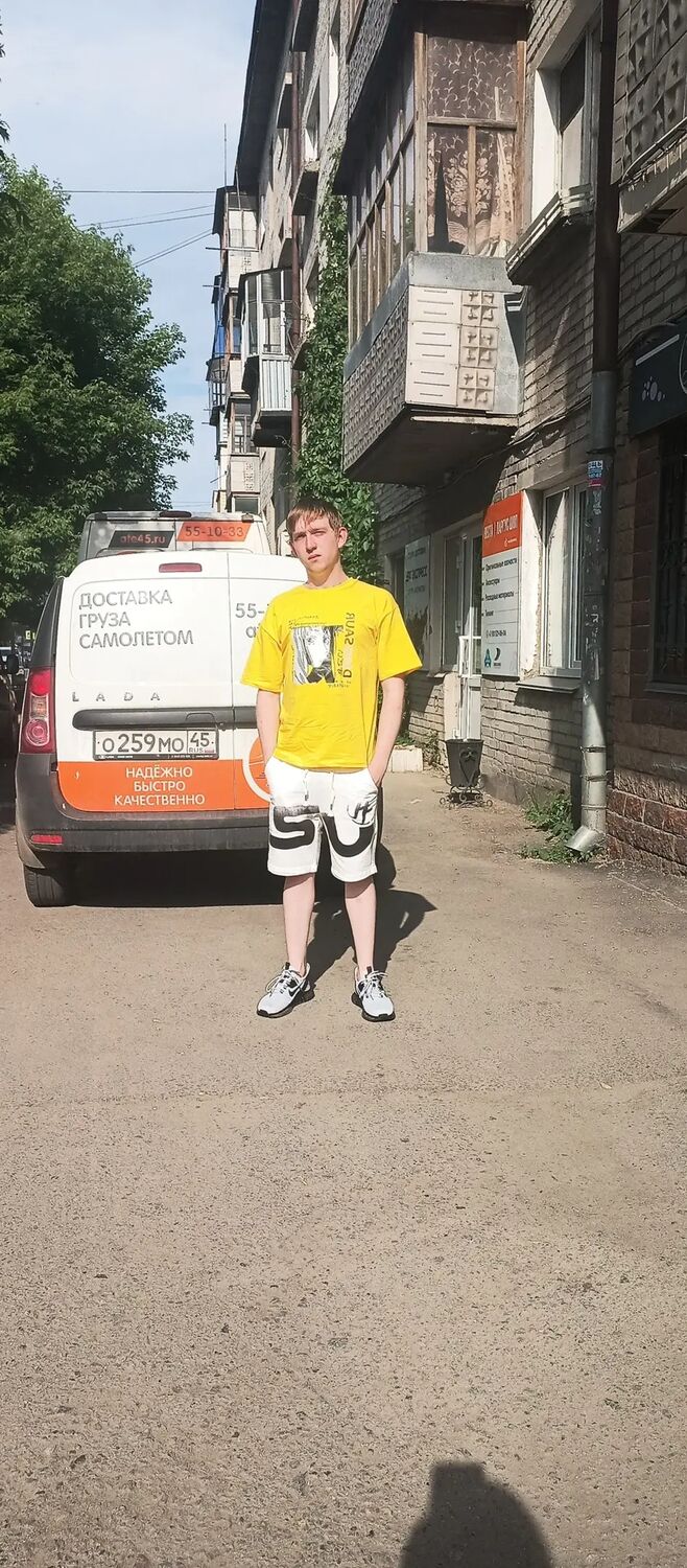  ,   Denis, 26 ,     , c 
