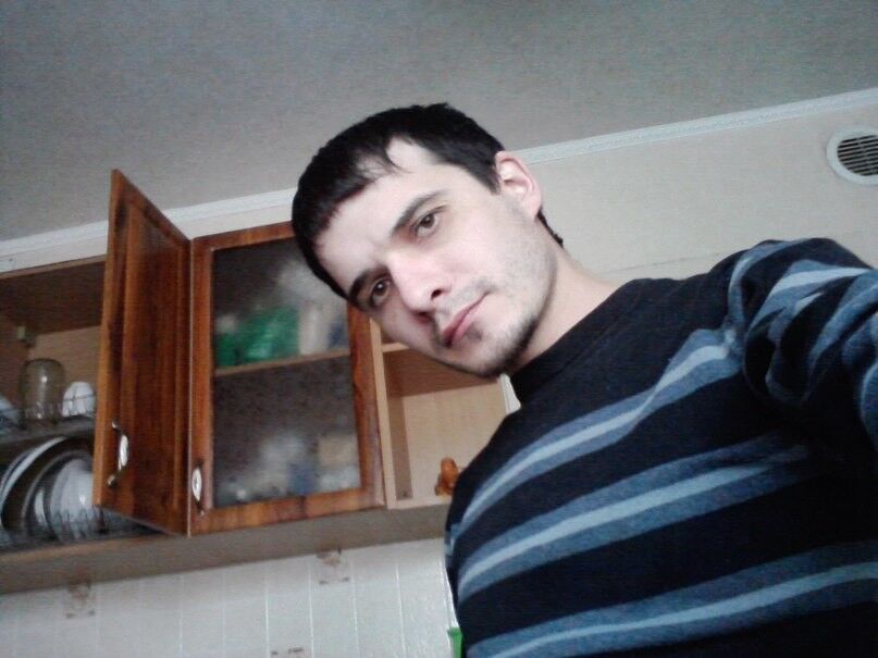  5625603  Dj Anton, 40 ,    