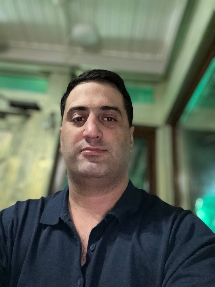  49024273  , 36 ,    -
