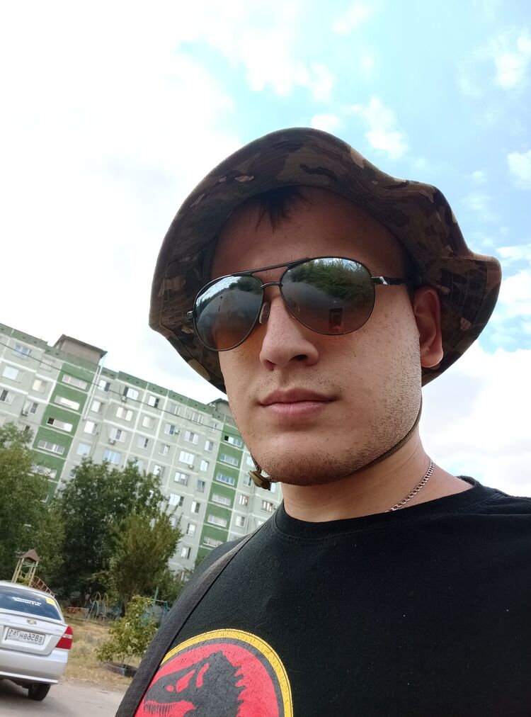  44884943  , 26 ,    