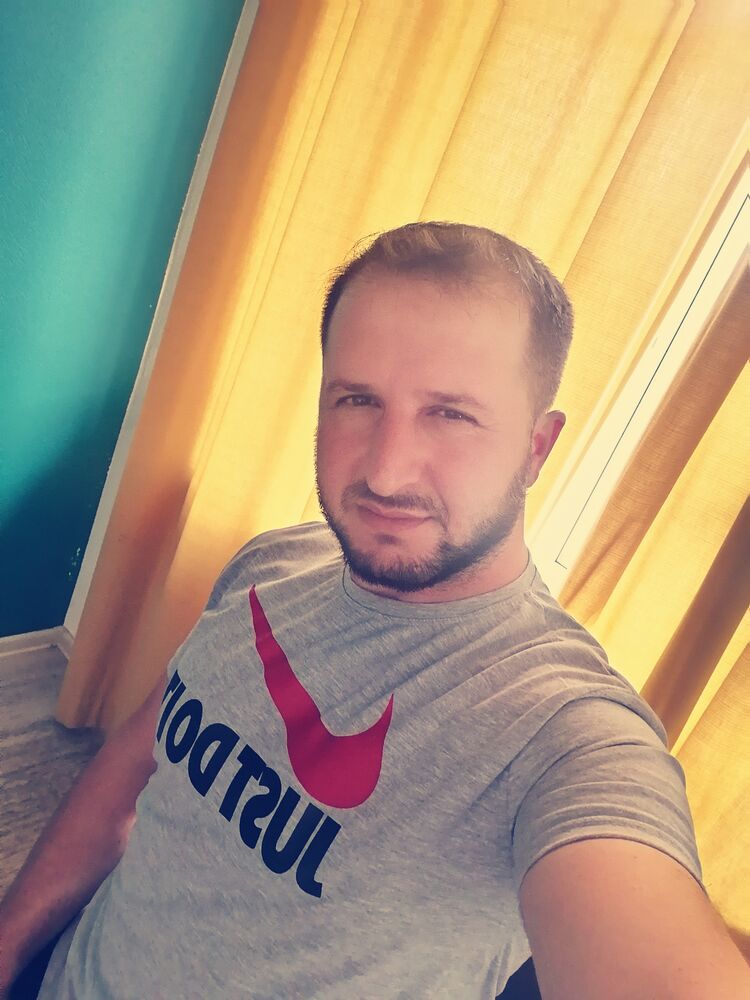  ,   Baho, 37 ,   ,   , 