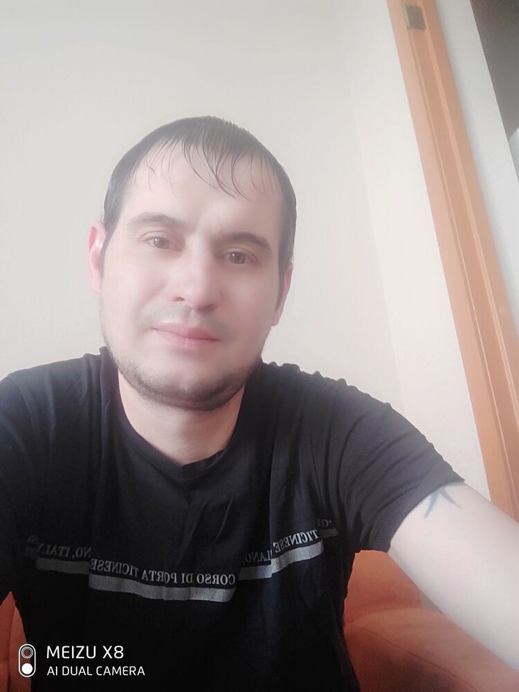  30637333  , 39 ,    