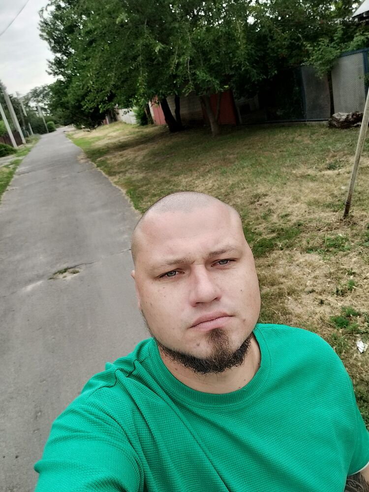  38048503  , 32 ,    --