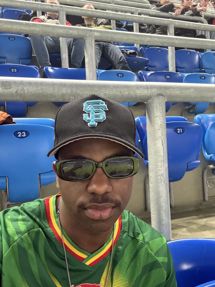 ���� 56235963 ������� Njelo, 26 ���, ���� ���������� � �����-����������