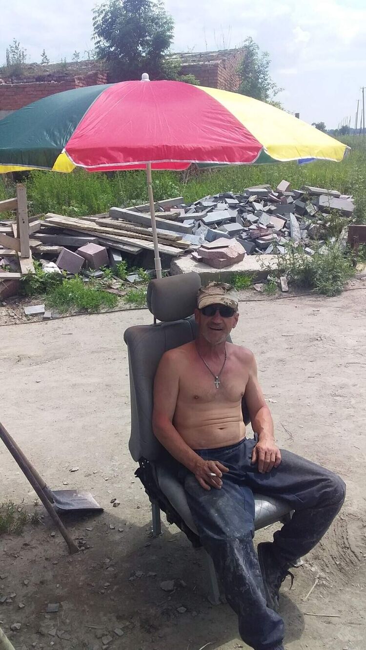  24046943  , 54 ,    -